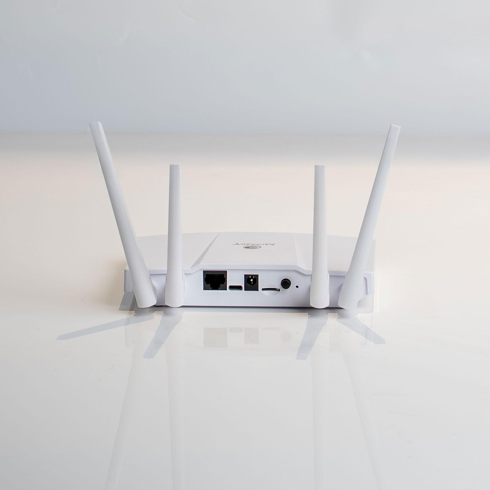 Miwasky IH803 4G LTE Wi-Fi 6 Router