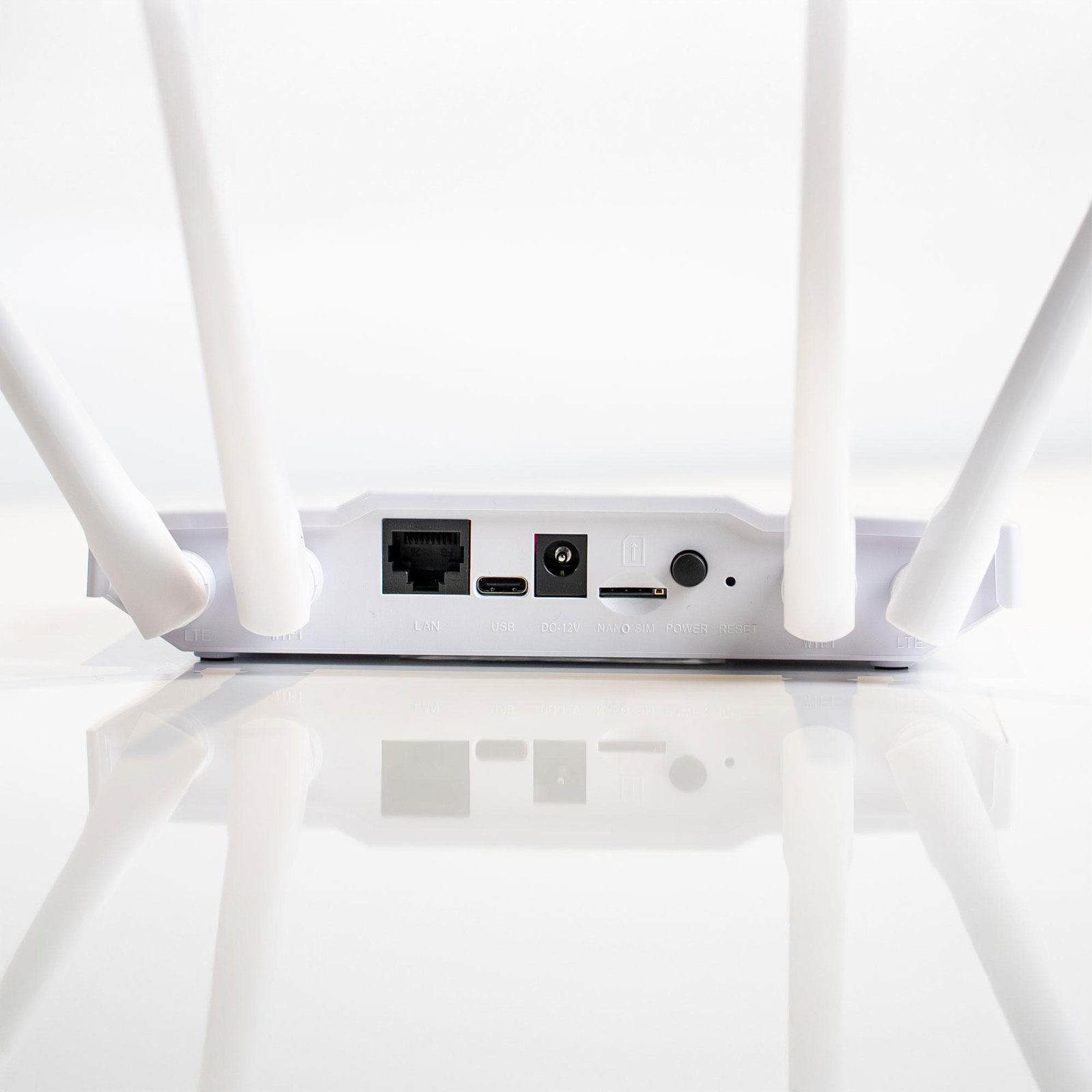 Miwasky IH803 4G LTE Wi-Fi 6 Router