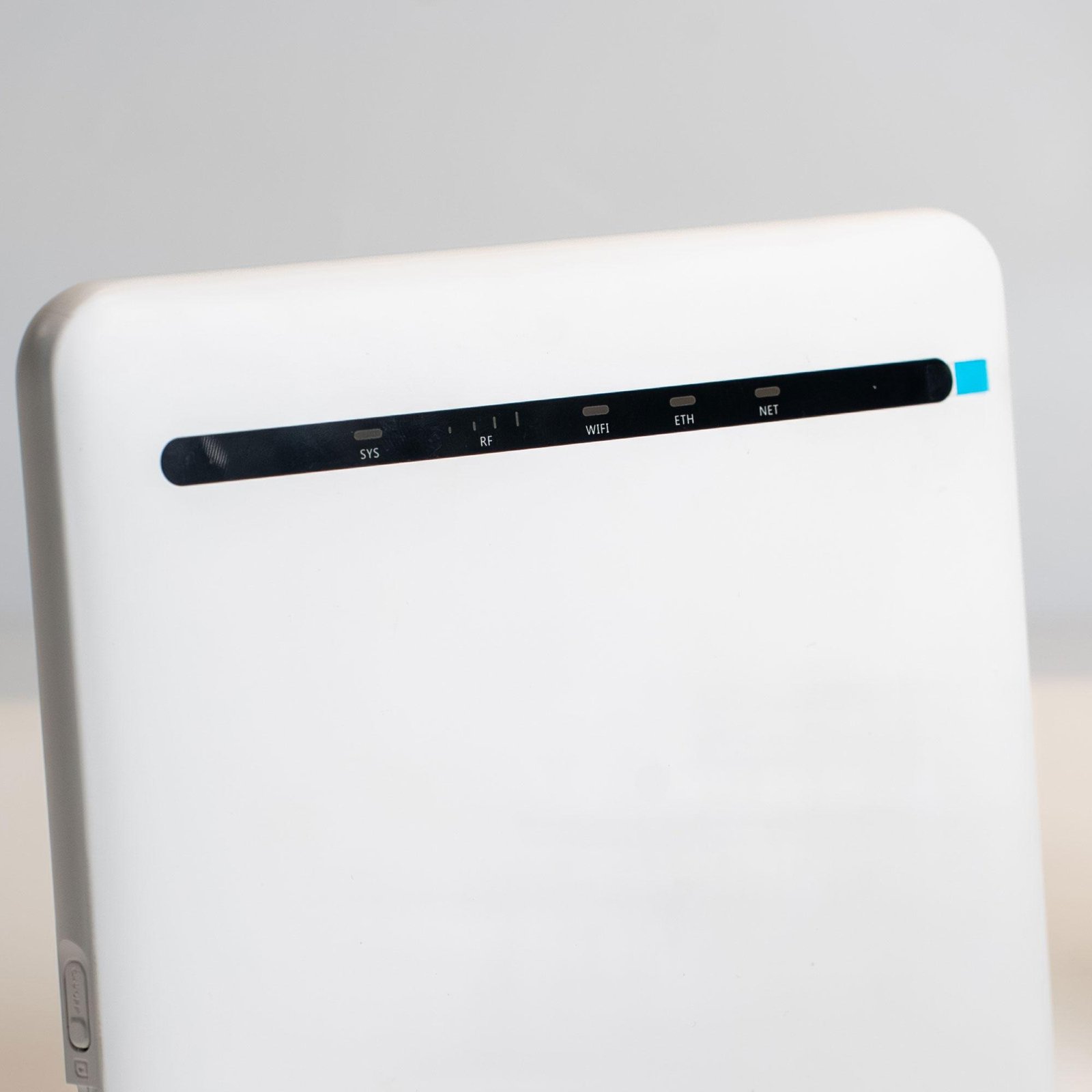 Miwasky IH818B 4G LTE CAT.6 CPE Router