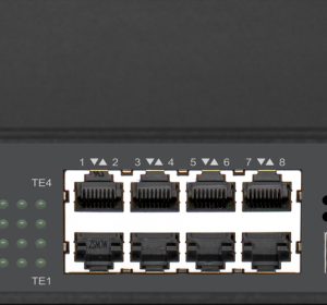 BDCOM S5700-8EP4X-120 PoE Switch